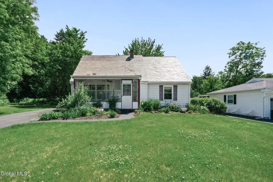 4 W Avenue B, North Greenbush, NY 12144 - #2