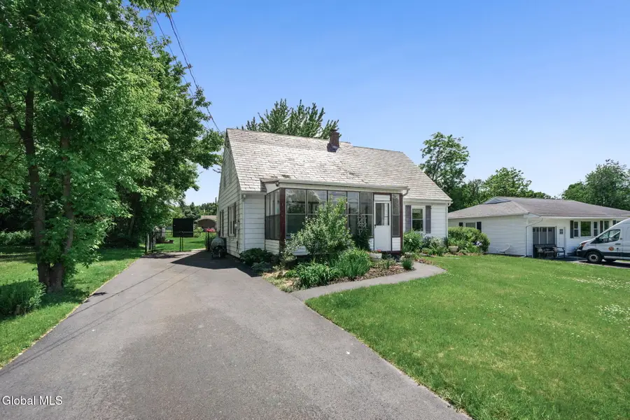 4 W Avenue B, North Greenbush, NY 12144 - #3