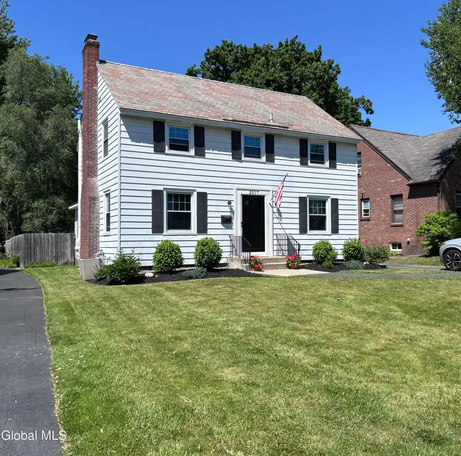 2317 Barcelona Road, Niskayuna, NY 12309 - #2