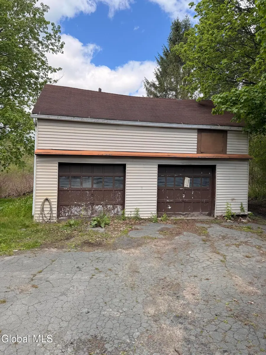 1091 Hoosick Road, Brunswick, NY 12180 - #3