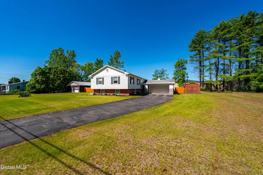 10 Merritt Road, Queensbury, NY 12804 - #3