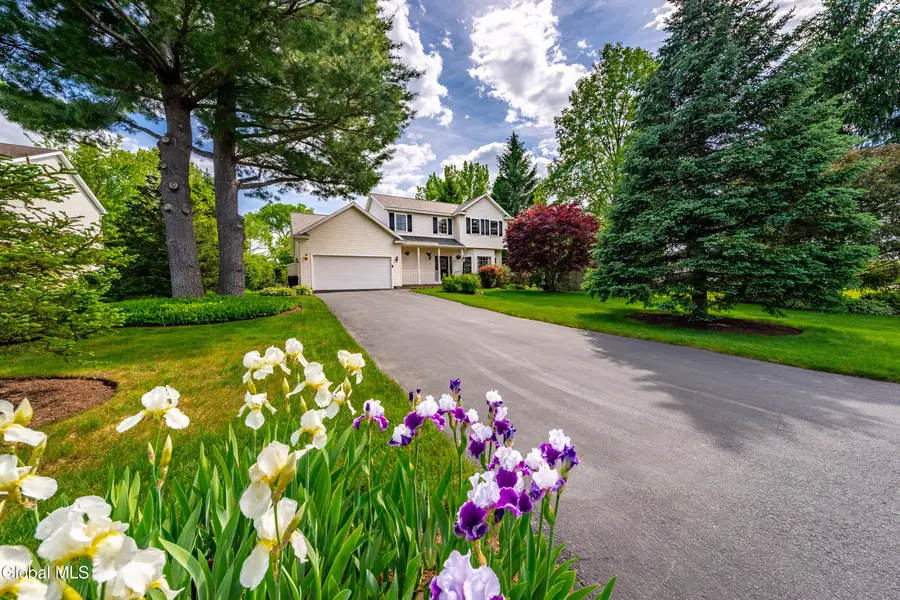 22 Blue Jay Way, Clifton Park, NY 12148 - #2
