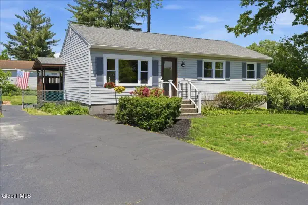 177 Nutwood Avenue, Colonie, NY 12304