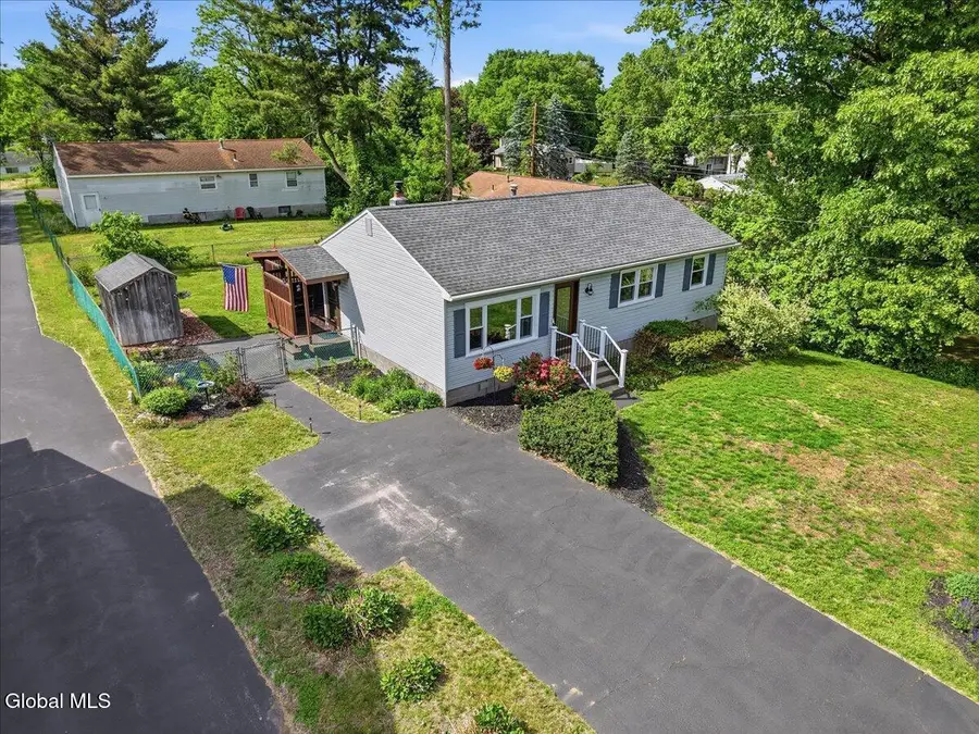 177 Nutwood Avenue, Colonie, NY 12304 - #2