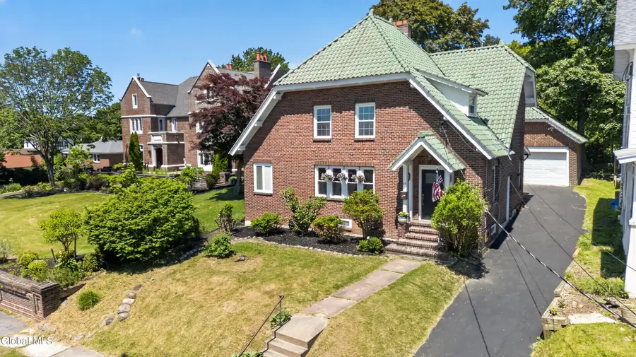 37 Grant Avenue, Amsterdam, NY 12010 - #2