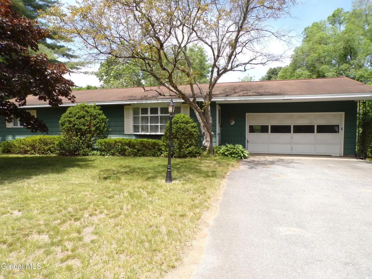 28 Buena Vista Avenue, Queensbury, NY 12804 - #1