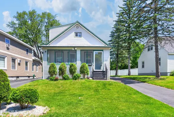 1463 Dalton Drive, Schenectady, NY 12308