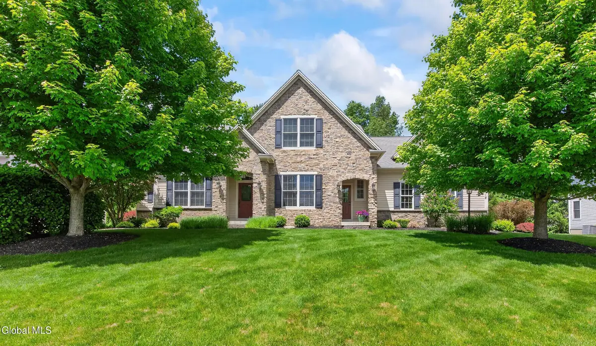 18 Burton Lane, Loudonville, NY 12211 - #1