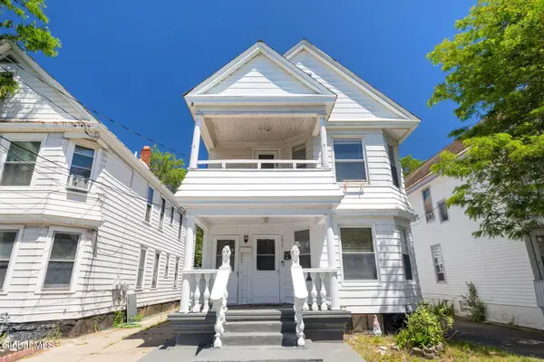 1065 Willett Street, Schenectady, NY 12303