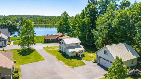 67 Connolly Road, Ballston, NY 12019
