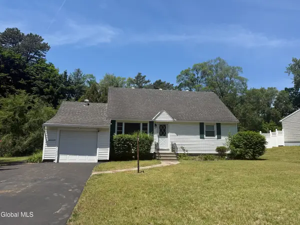 11 Alvina Boulevard, Guilderland, NY 12203