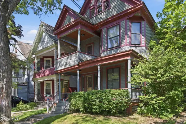 1063 University Place, Schenectady, NY 12308