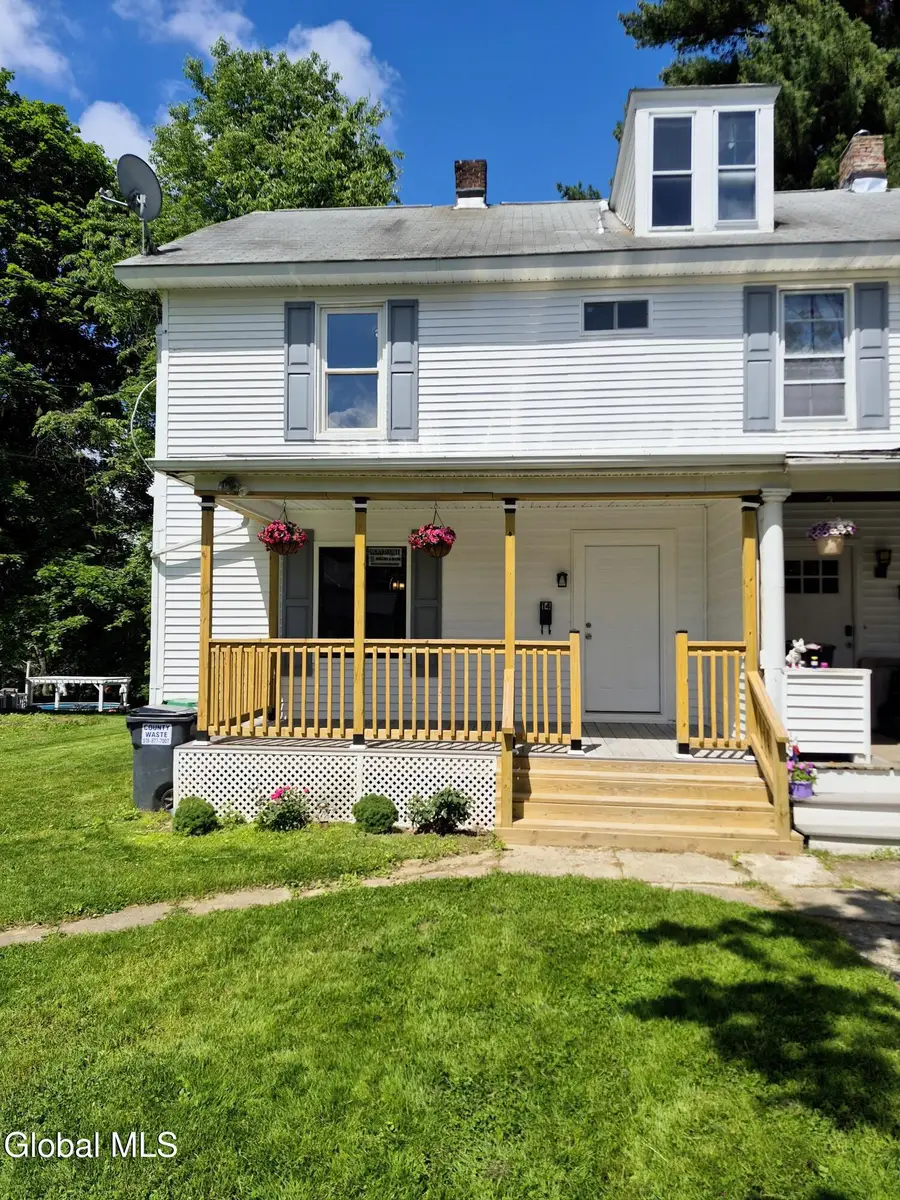 14 Lynch Avenue, Castleton On Hudson, NY 12033 - #2