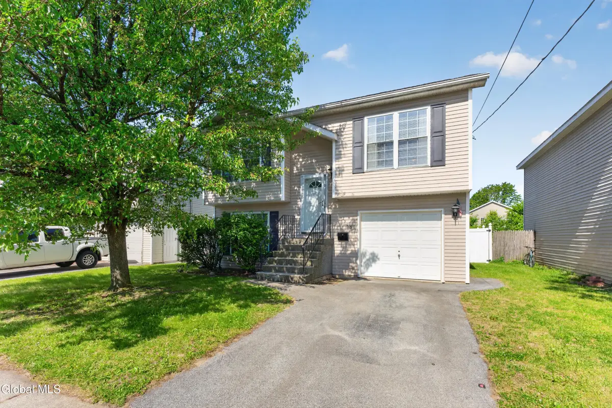 2315 5th Avenue, Watervliet, NY 12189 - #1