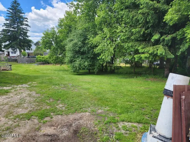 1150 Kossuth Avenue, Utica, NY 13501 - #3