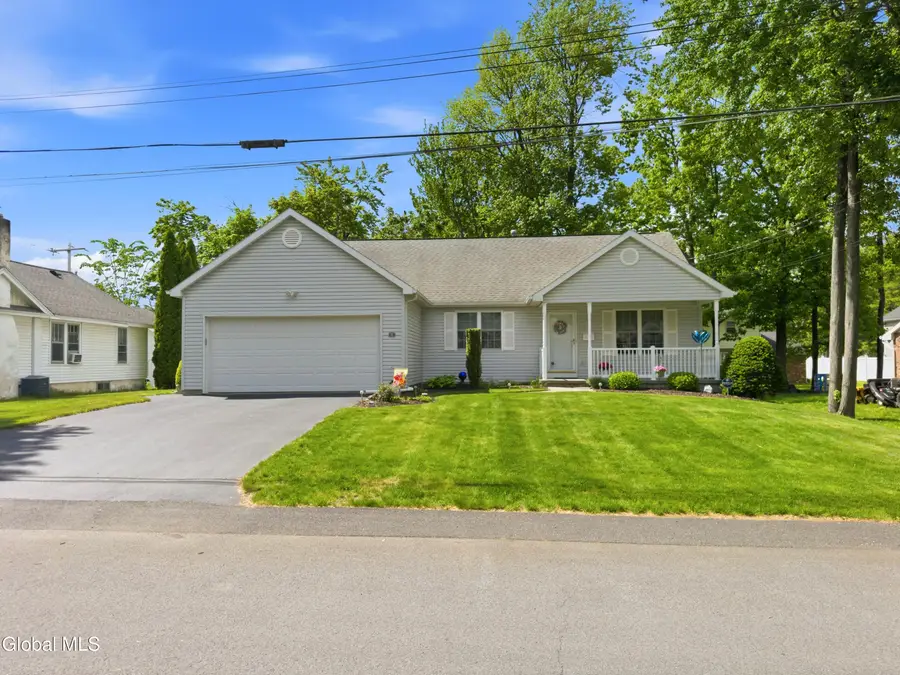 37 Oliver Street, Colonie, NY 12205 - #2