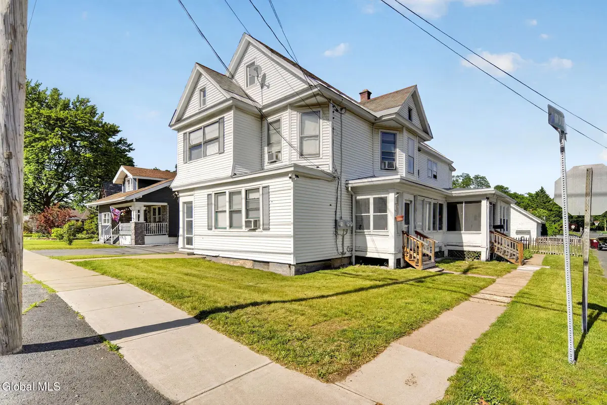 1374 Helderberg Avenue, Rotterdam, NY 12306 - #1