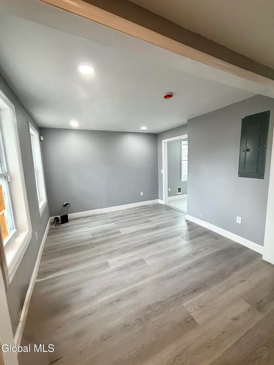 804 Arch Street, Schenectady, NY 12307 - #3
