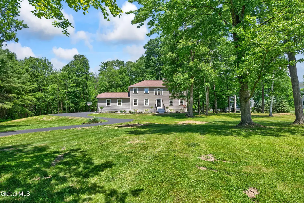 267 Bender Lane, Bethlehem, NY 12077 - #1