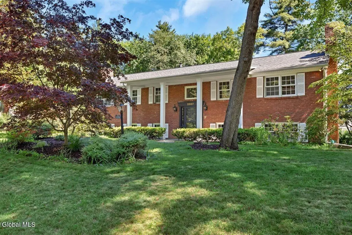 2307 Pine Ridge Road, Niskayuna, NY 12309 - #1