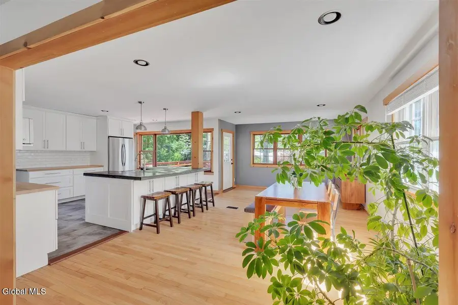 2307 Pine Ridge Road, Niskayuna, NY 12309 - #3