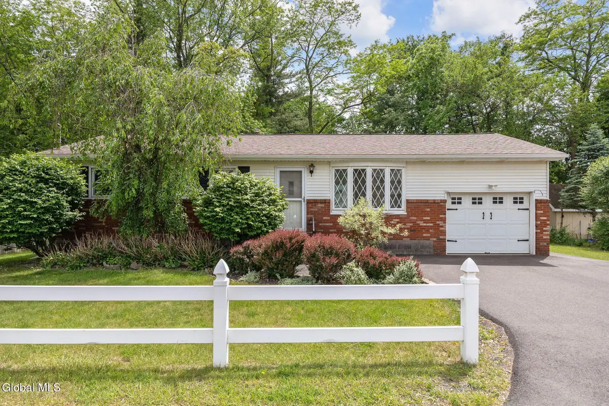 102 Evans Road, Rotterdam, NY 12306 - #1