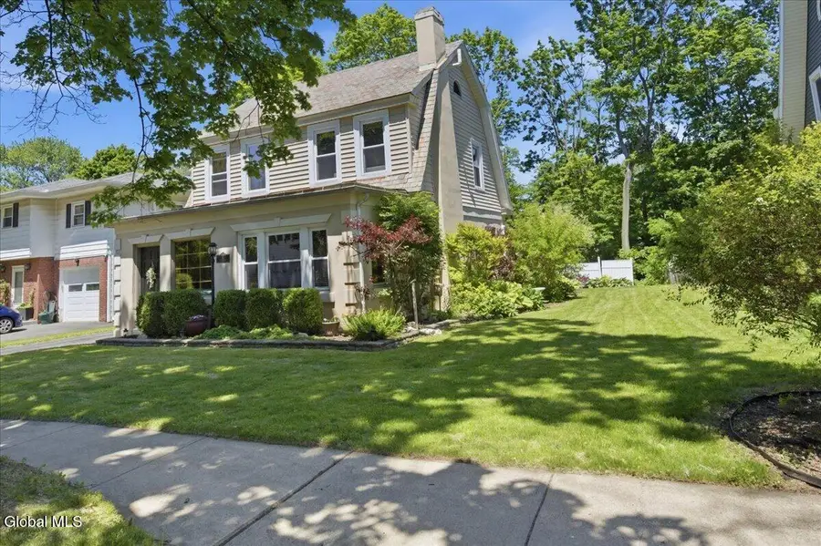 11 Freeman Road, Albany, NY 12208 - #3