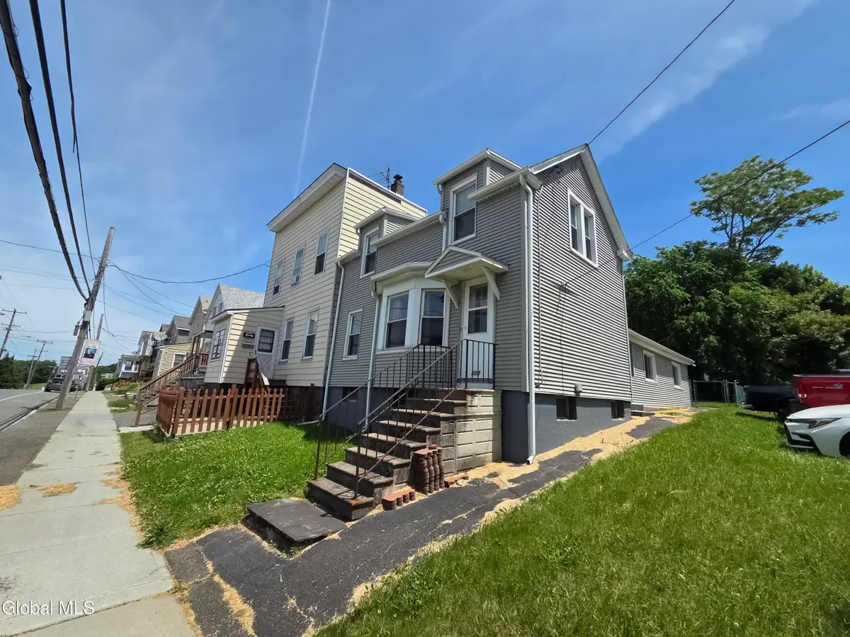 512 East Street, Rensselaer, NY 12144 - #1