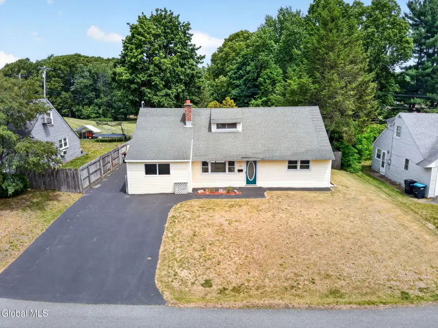 25 Dorwood Drive, Albany, NY 12211 - #3