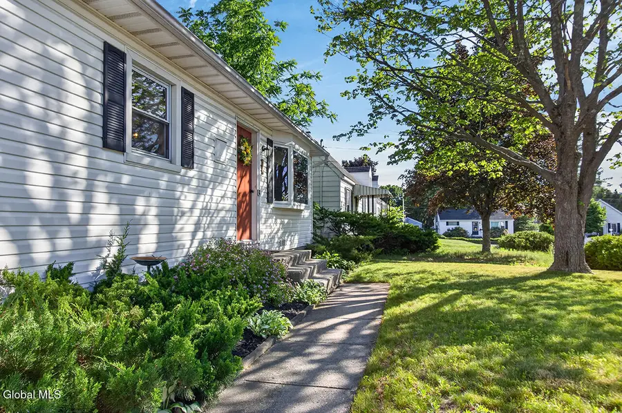 28 Smith Avenue, Albany, NY 12205 - #2