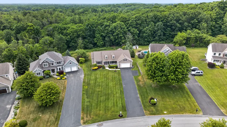 19 Addison Way, Clifton Park, NY 12148 - #3