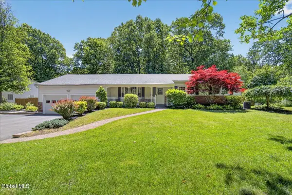 21 Woodstead Road, Ballston, NY 12019