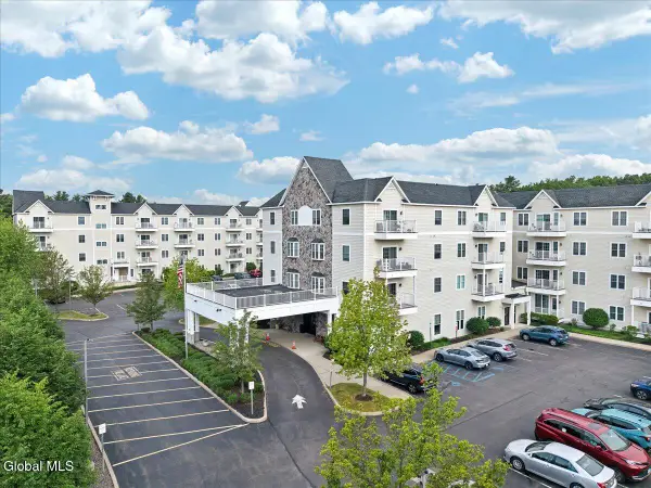 8 Wall Street #APT 130, Clifton Park, NY 12065