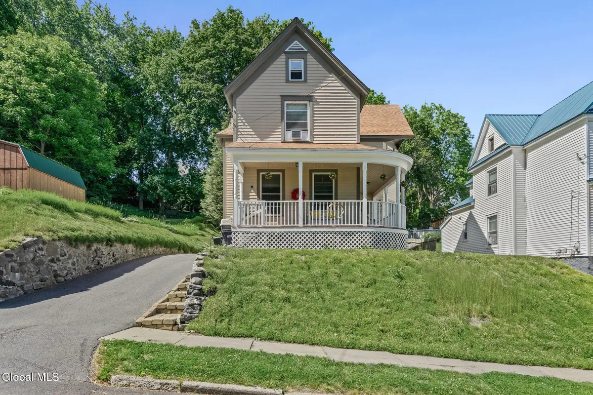 32 5th Street, Gloversville, NY 12078 - #1