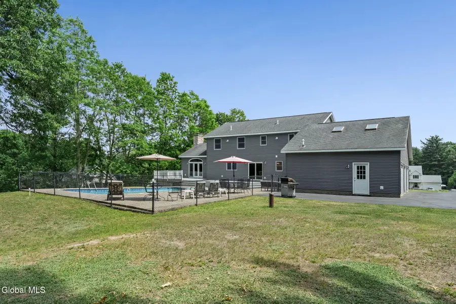 28 Victorian Drive, Poestenkill, NY 12140 - #2