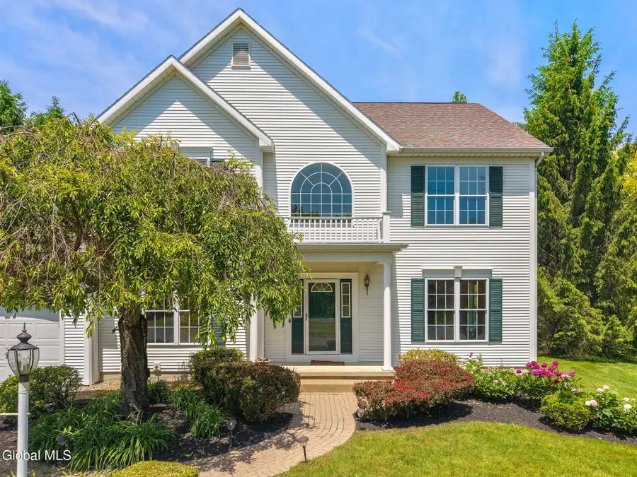 26 Reynolds Court, Bethlehem, NY 12054 - #3