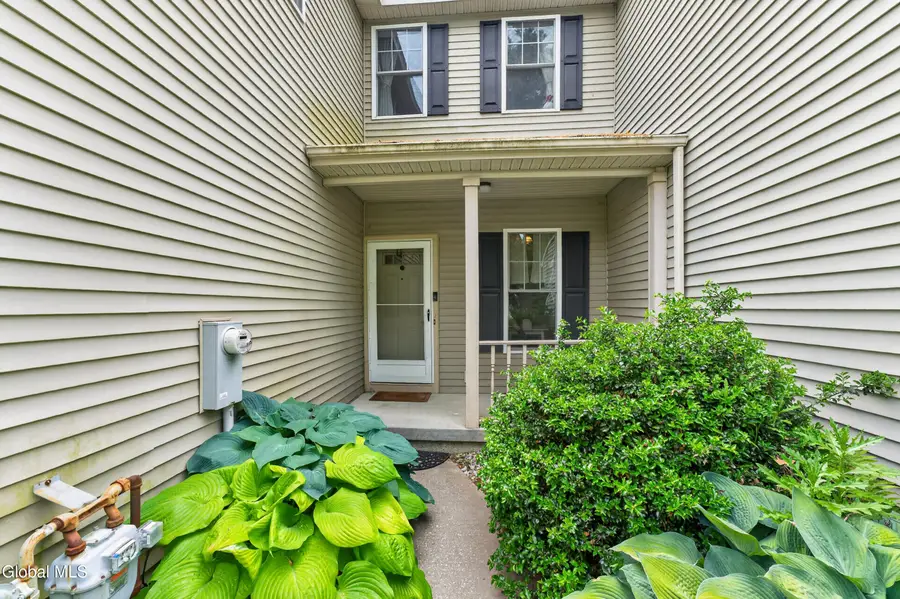 4 Killarney Court, Saratoga Springs, NY 12866 - #2