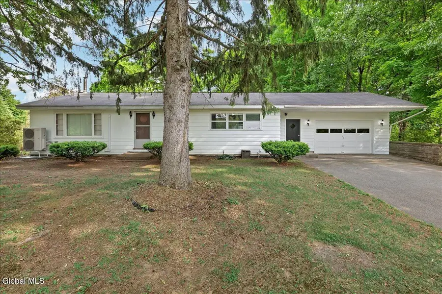 832 Nys Rt 29, Saratoga, NY 12866 - #2