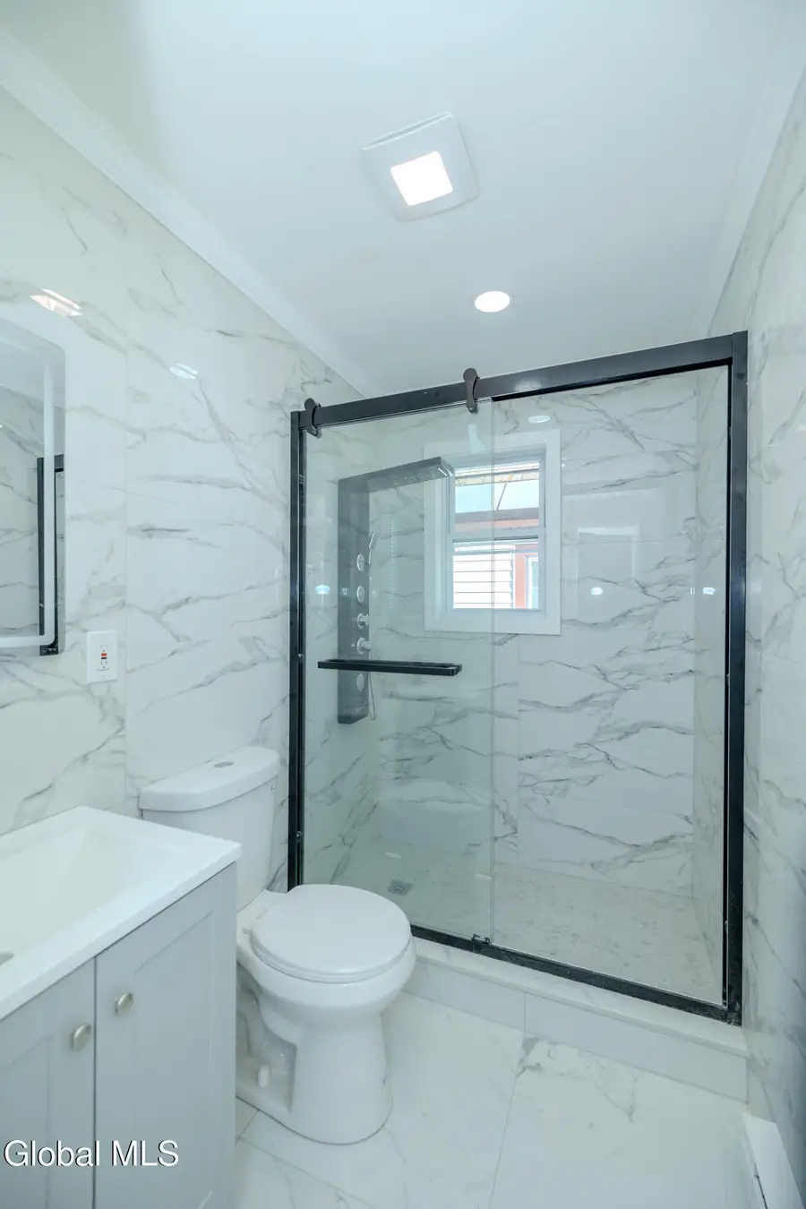 16 Hawk Street, Schenectady, NY 12307 - #3