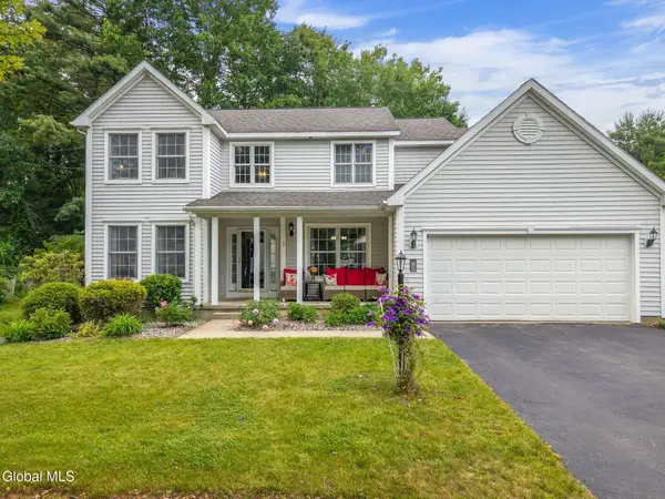 12 Flying Dutchman Way, Saratoga Springs, NY 12866