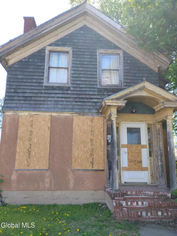211 Elizabeth St Street, Ogdensburg, NY 13669