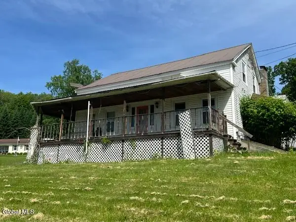 2527 County Road 18, Hampton, NY 12837