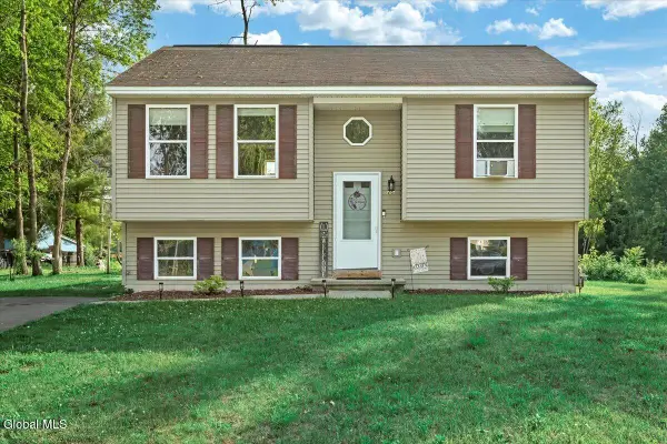 25 Margaret Street, Hudson Falls, NY 12839