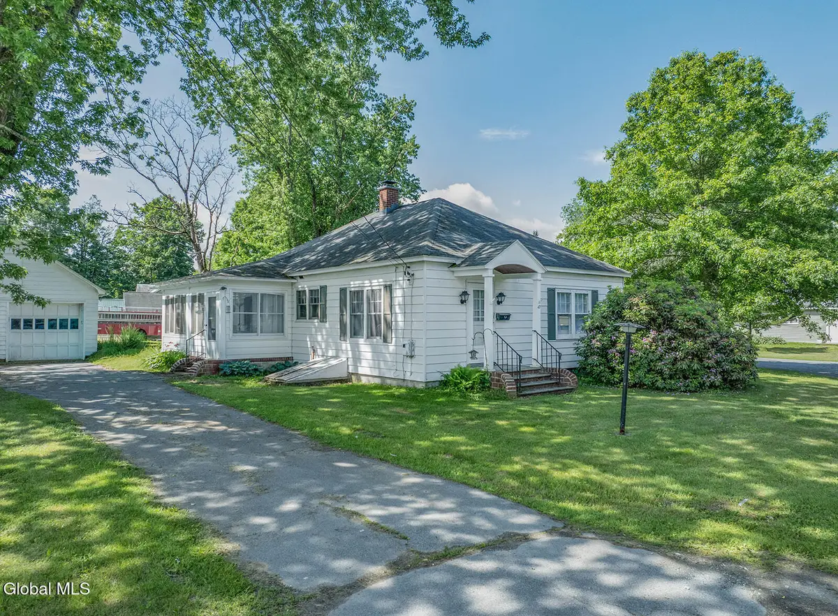 42 Spring Street, Cambridge, NY 12816 - #1