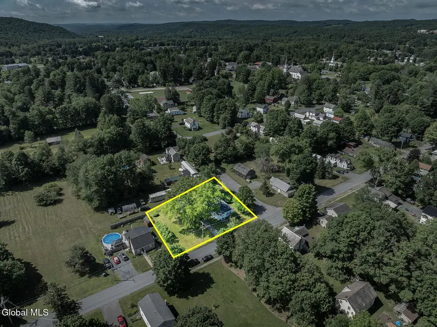 42 Spring Street, Cambridge, NY 12816 - #2