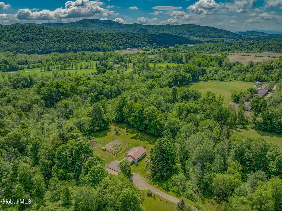 972 Turnpike Road, Cambridge, NY 12816 - #3