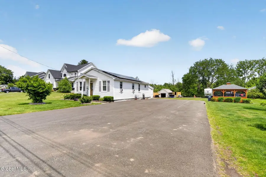 14 Renas Drive, Colonie, NY 12047 - #3