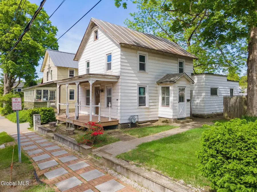 28 Warren Street, Saratoga Springs, NY 12866 - #2