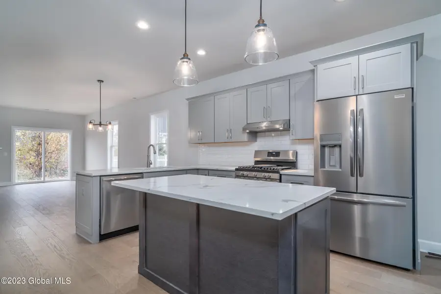18 Priddle Lane, Colonie, NY 12110 - #2