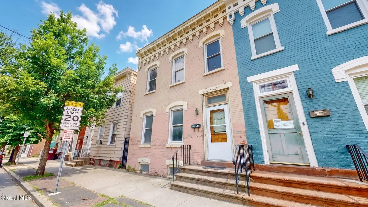 3117 6th Avenue, Troy, NY 12180 - #1